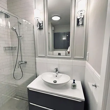 White Glove Deluxe Warminski Port Appartamento *